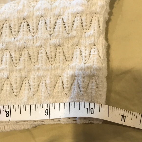 Halter crop top - Picture 3 of 8